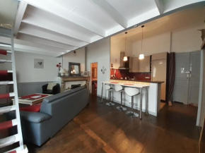 coquet studio en mezzanine NUIT pour 2 personnes